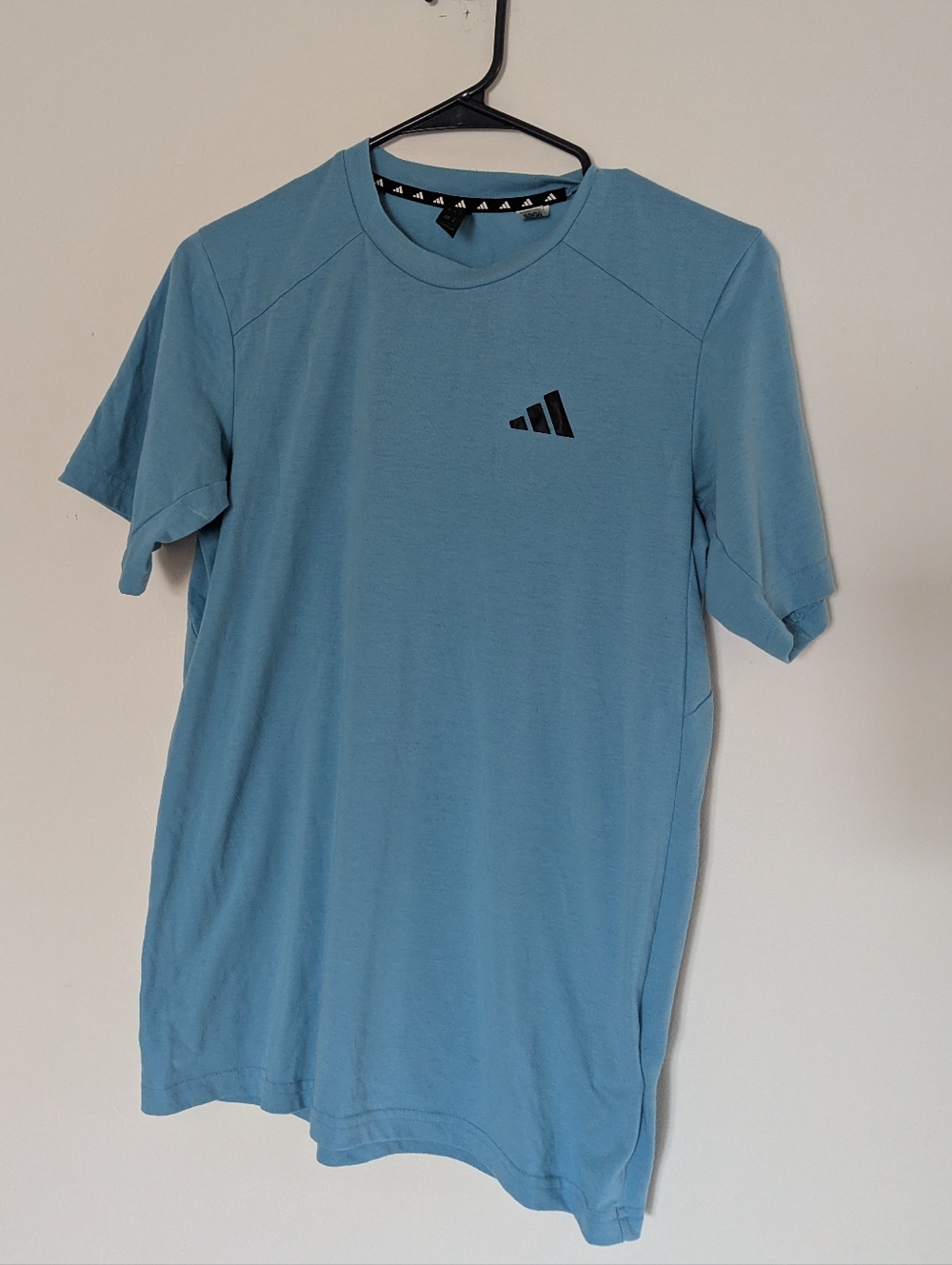 adidas Light Blue Short-Sleeve Athletic Tee with Black Logo